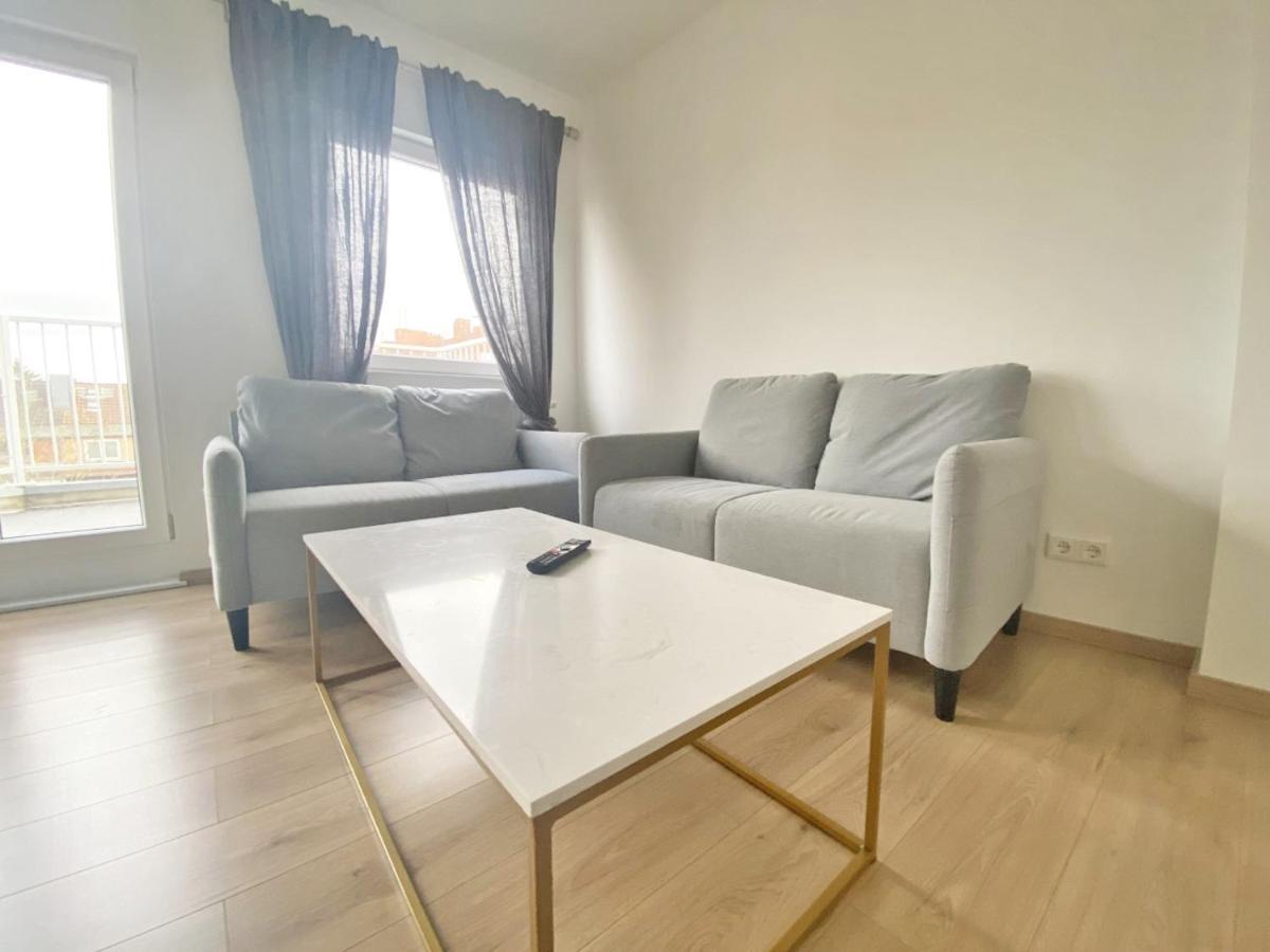 Grosszugige Wohnung In Der Neustadt Brême Extérieur photo